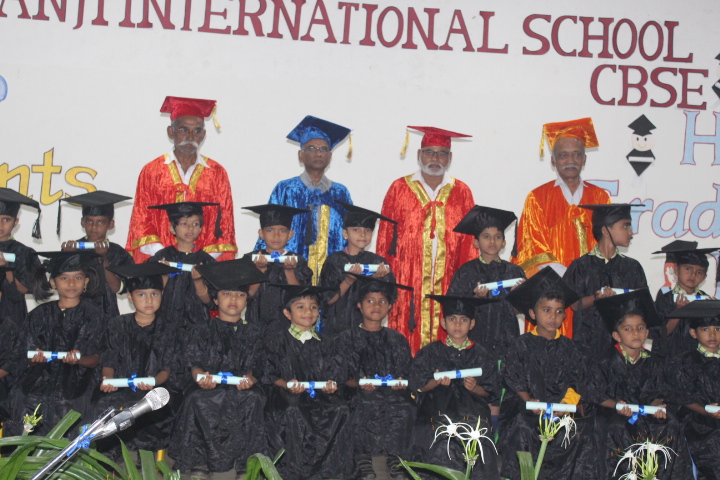 GRAND CELEBRATION OF GRADUATION & GRANDPARENT DAY!!!